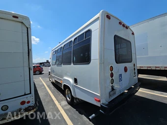 2005 Ford E-450 Base DRW - miniatura 6