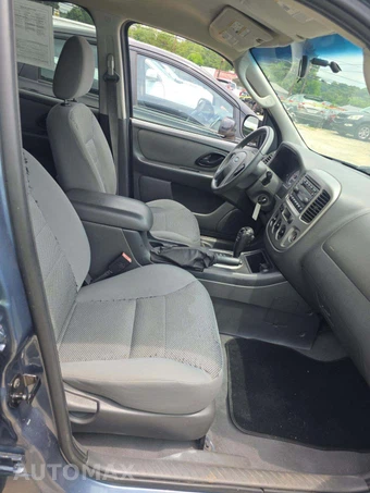 2005 Ford Escape XLT – miniatura 18