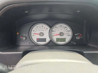 2005 Ford Escape XLT – miniatura 9