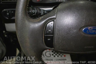 2005 Ford Excursion XLT - miniatura 106