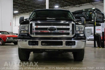 2005 Ford Excursion XLT - miniatura 11