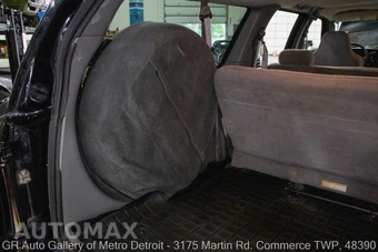 2005 Ford Excursion XLT - miniatura 121