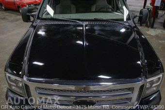 2005 Ford Excursion XLT - miniatura 129