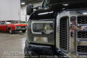 2005 Ford Excursion XLT - miniatura 130