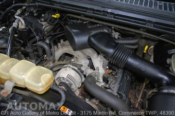 2005 Ford Excursion XLT - miniatura 136