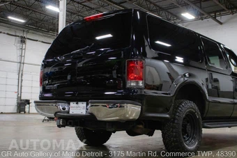 2005 Ford Excursion XLT - miniatura 145