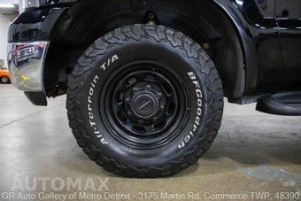 2005 Ford Excursion XLT - miniatura 176