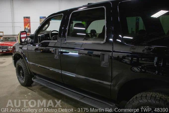 2005 Ford Excursion XLT - miniatura 20
