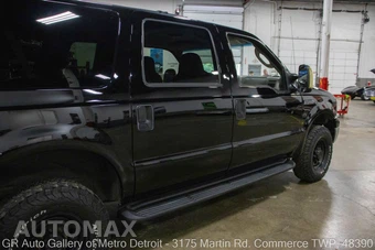 2005 Ford Excursion XLT - miniatura 21