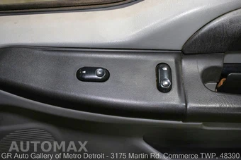 2005 Ford Excursion XLT - miniatura 43