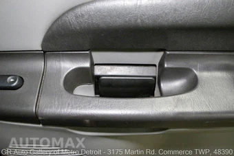2005 Ford Excursion XLT - miniatura 60