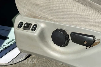 2005 Ford Excursion XLT - miniatura 32