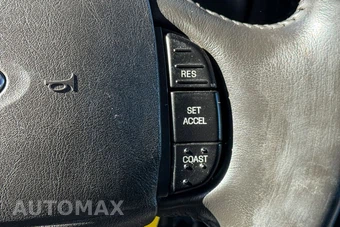 2005 Ford Excursion XLT - miniatura 36
