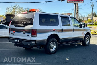 2005 Ford Excursion XLT - miniatura 4