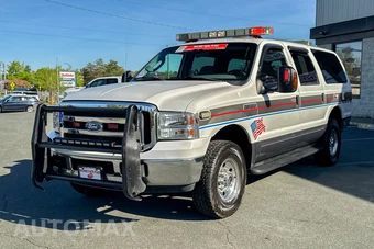 2005 Ford Excursion XLT - miniatura 8