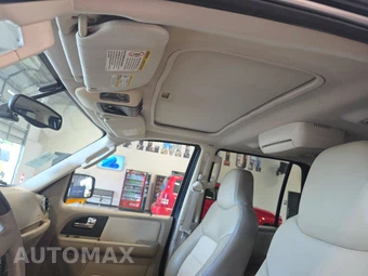 2005 Ford Expedition King Ranch – miniatura 18