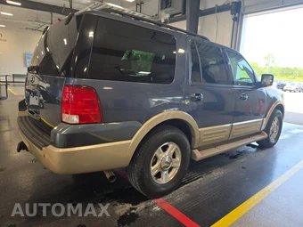 2005 Ford Expedition King Ranch – miniatura 4