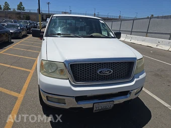 2005 Ford F-150 Lariat Crew Cab Short Bed - miniatura 2
