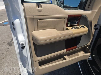 2005 Ford F-150 Lariat Crew Cab Short Bed - miniatura 9