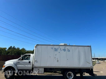 2005 Ford F-650 - miniatura 13