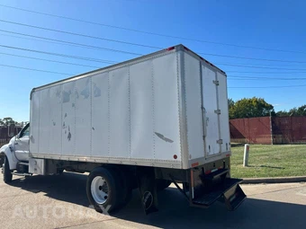 2005 Ford F-650 - miniatura 6