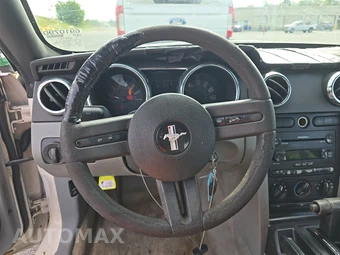 2005 Ford Mustang V6 Premium Convertible - miniatura 10