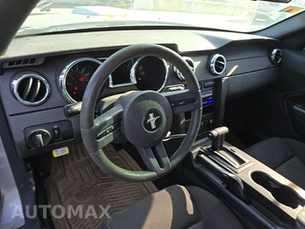2005 Ford Mustang V6 Premium Coupe - miniatura 10