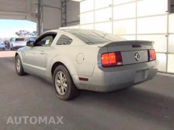 2005 Ford Mustang V6 Premium Coupe - miniatura 6