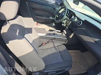 2005 Ford Mustang V6 Premium Coupe - miniatura 8