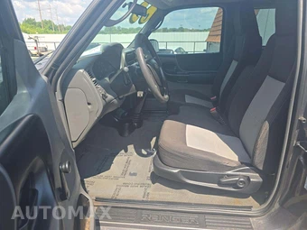 2005 Ford Ranger XLT Extended Cab Medium Bed - miniatura 3