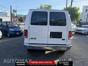 2005 Ford Super Duty E-350 Wagon XLT 138.0" WB - miniatura 4