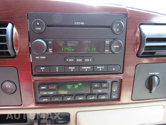 2005 Ford Super Duty F-250 Lariat Crew Cab Medium Bed - miniatura 18