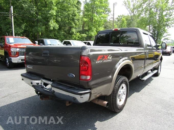 2005 Ford Super Duty F-250 Lariat Crew Cab Medium Bed - miniatura 5