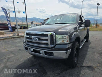 2005 Ford Super Duty F-250 Lariat Crew Cab Medium Bed - samochód z USA z aukcji Manheim, oferta Kup Teraz w AUTOMAX
