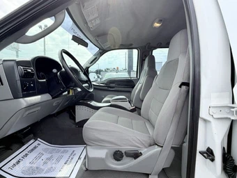 2005 Ford Super Duty F-250 XL Crew Cab Medium Bed - miniatura 13