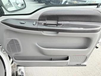 2005 Ford Super Duty F-250 XL Crew Cab Medium Bed - miniatura 20