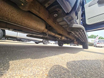2005 Ford Super Duty F-250 XLT Crew Cab Medium Bed - miniatura 17