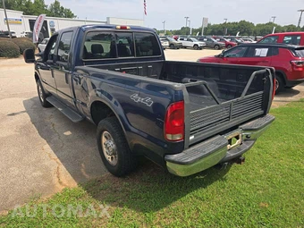 2005 Ford Super Duty F-250 XLT Crew Cab Medium Bed - miniatura 2