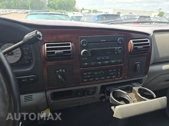2005 Ford Super Duty F-250 XLT Crew Cab Medium Bed - miniatura 11