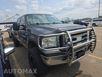 2005 Ford Super Duty F-250 XLT Crew Cab Medium Bed - miniatura 3