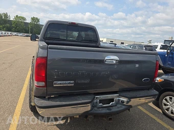 2005 Ford Super Duty F-250 XLT Crew Cab Medium Bed - miniatura 5