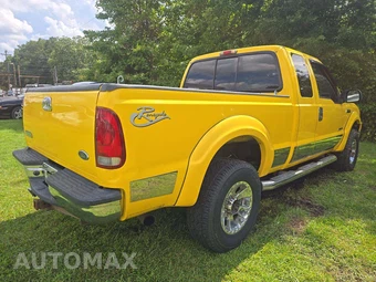 2005 Ford Super Duty F-250 XLT Extended Cab Medium Bed w/Rear Doors - miniatura 3