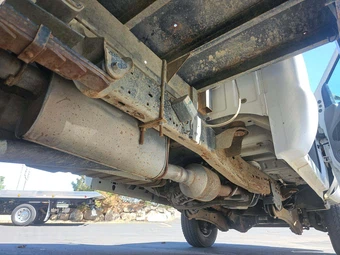2005 Ford Super Duty F-350 Cab Chassis XL Regular Cab DRW - miniatura 16