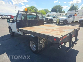 2005 Ford Super Duty F-350 Cab Chassis XL Regular Cab DRW - miniatura 2