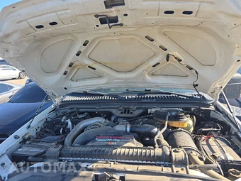2005 Ford Super Duty F-350 Lariat Crew Cab Medium Bed - miniatura 15