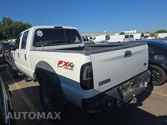 2005 Ford Super Duty F-350 Lariat Crew Cab Medium Bed - miniatura 6