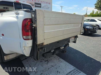 2005 Ford Super Duty F-350 Lariat Crew Cab Medium Bed DRW - miniatura 32