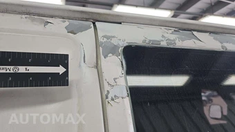 2005 GMC Savana 1500 Cargo Van 1SA 135.0" WB – miniatura 11