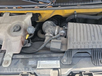 2005 GMC Savana 3500 Cutaway 1SA 9600 GVWR 139.0" WB - miniatura 14