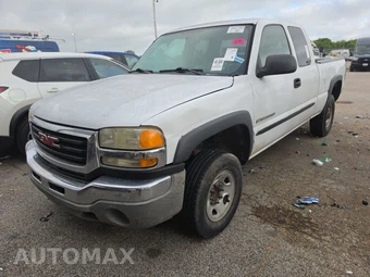 2005 GMC Sierra 2500HD Extended Cab Medium Bed 1SA w/Rear Doors — samochód z USA z aukcji Manheim, oferta Kup Teraz w AUTOMAX